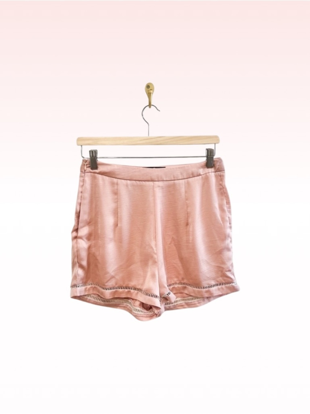 MISSGUIDED Pink Satin Shorts (Sz 6)